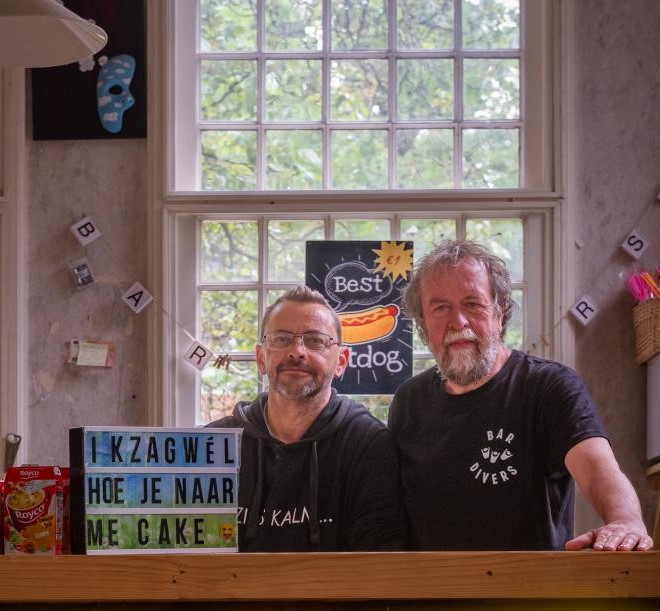 spring eens binnen bij Bar Divers