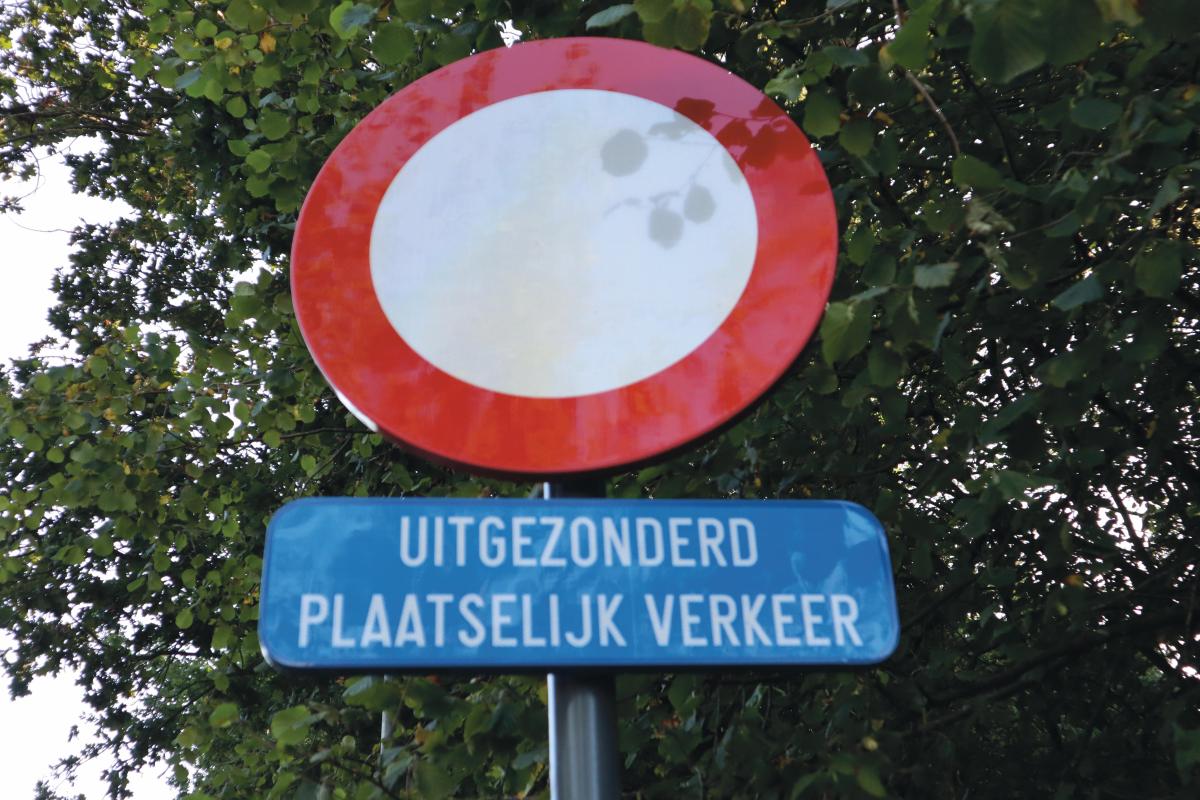 verkeersbord uitgezonderd plaatselijk verkeer
