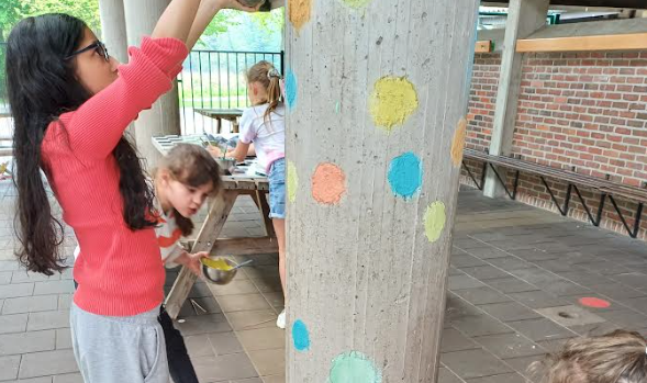 schoolmuren krijgen laagje kunst: leerlingen creatief met street-art