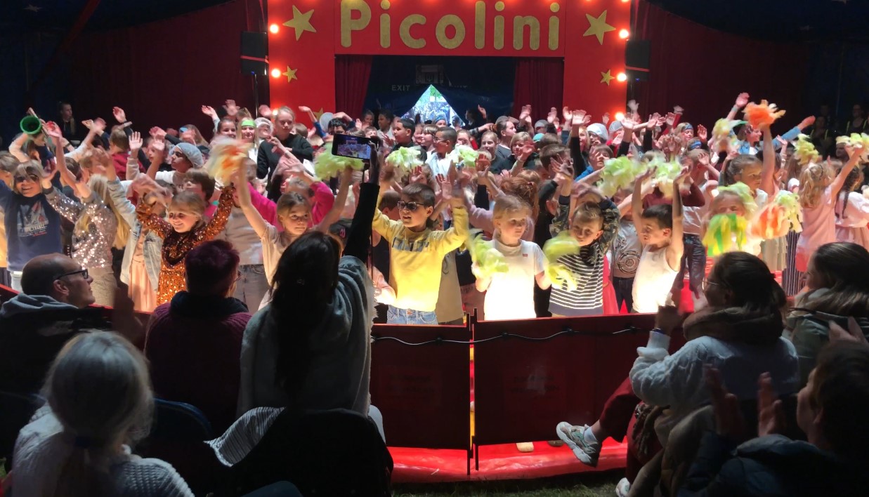 herbeleef circus Picolini met dit filmpje