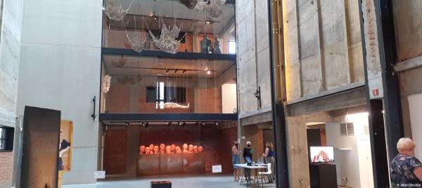 Centrale Hal van het Art Center Hugo Voeten 