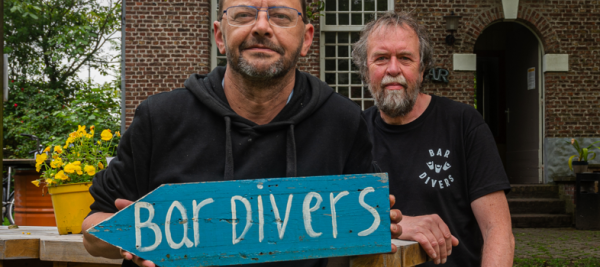 spring eens binnen bij Bar Divers