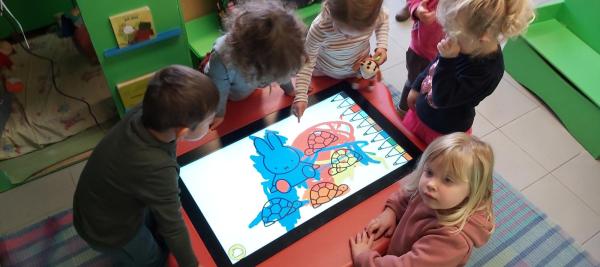 Ook onze allerkleinsten stappen mee in de digitale wereld