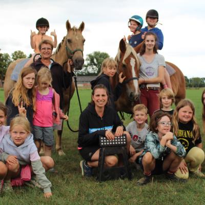 Inclusie tiener paardenkamp