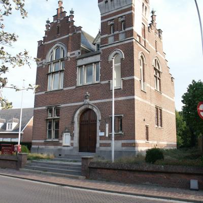 oud gemeentehuis Halle